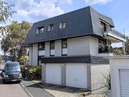 EIGENTUMSWOHNUNG MIT DACHTERRASSE UND GARAGE | AM UNTEREN SIEGENER-GIERSBERG