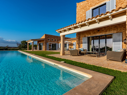 Charmante Finca mit großzügigem Pool nahe Ses Salines