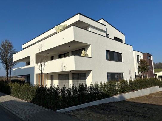 Traumhafte 3,5-Zimmer-EG-Neubau-Eigentumswohnung mit Terrasse + eigenem Gartenanteil, provisionsfrei