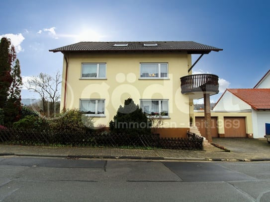 Freistehendes Einfamilienhaus mit Garten