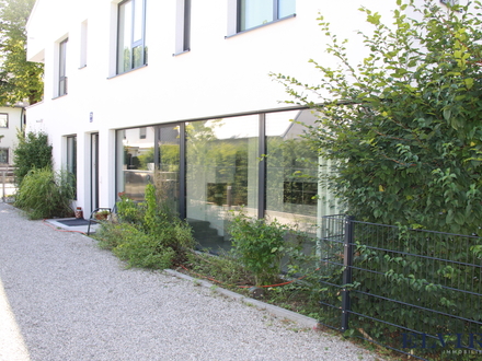 ELVIRA - Großhadern - Schöne Erdgeschoss-Wohnung mit Terrasse und kleinem Garten