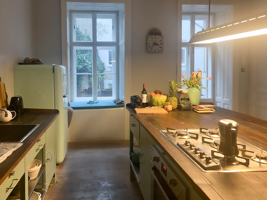 Besonderer Chic & Charme - Extravagante, ruhige Hofterrassenwohnung für Menschen die das Besondere schätzen und lieben.