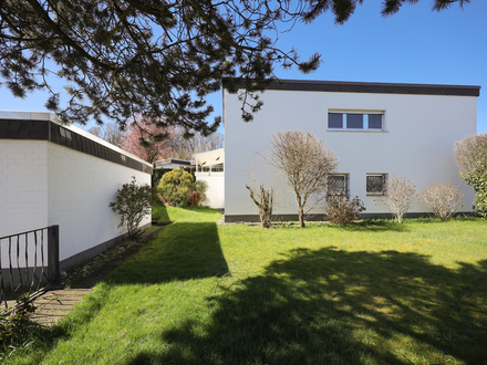 Freistehendes Einfamilienhaus in idyllischer Lage fernab der Großstadt