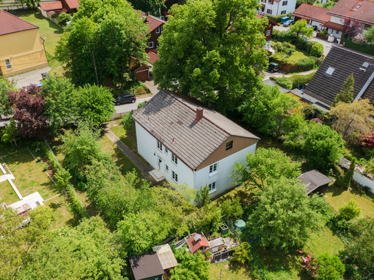 Sonniges Grundstück mit Altbestand in traumhafter Lage!