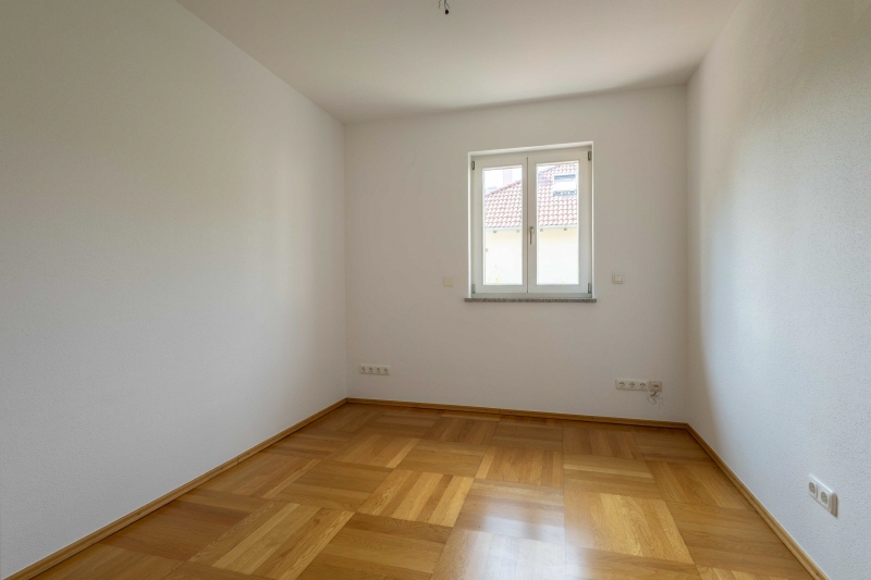 Attraktives Mehrfamilienhaus in begehrter Lage von Stephanskirchen – 83071 Stephanskirchen, 83071 Stephanskirchen – Vorschaubild 16