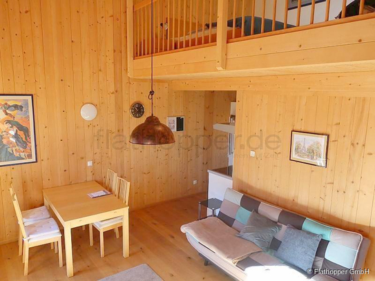 1,5 Zimmer-Galerie-Wohnung im Holzhaus mit Balkon - Baiernrain bei Otterfing