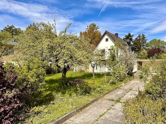 Wohnen im Grünen mit Stadtnähe! - Baugrundstück mit Altbestand und viel Potential in Denning