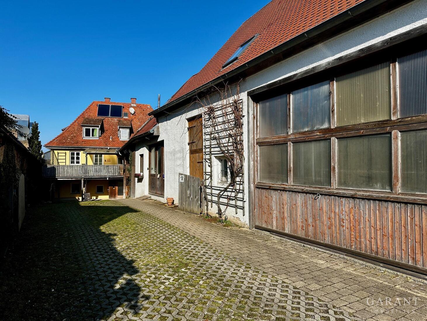 Denkmalgeschütztes Wohnhaus mit großzügigem Grundstück und vielfältigen Möglichkeiten! – 86745 Hohenaltheim, 86745 Hohenaltheim – Vorschaubild 3