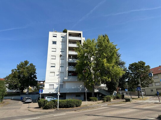 SOFORT VERFÜGBAR - 4,5 Zimmer Wohnung mit Aufzug und Panoramablick