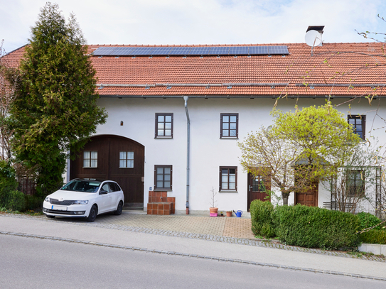 ***Treten Sie ein*** Historisches Bauernhaus mit Potenzial