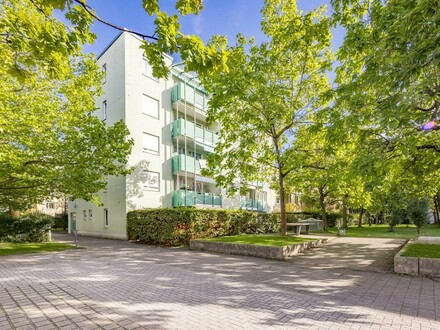 Rarität - Stilvoll ausgestattete Familienwohnung mit Ausblick!