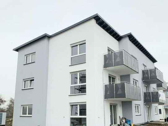 Exklusive Mietwohnung: 3 Zimmer, Neubau, inklusive moderner Küche