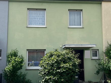 Schnuckliges Reihenmittelhaus auf 3 Etagen mit kleinem Garten in Helmstedt