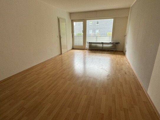 Sanierungsbedürftiges Apartment in Hillegossen