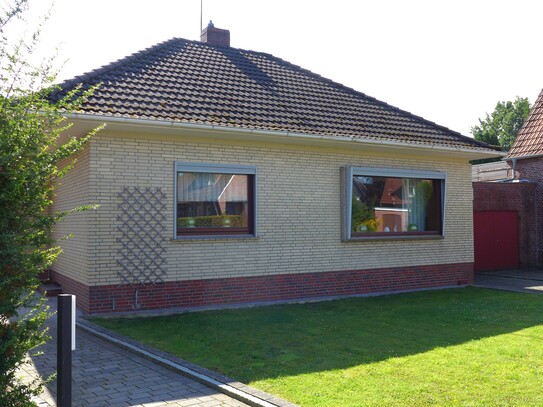 Top gepflegter Bungalow mit Vollkeller und Garage