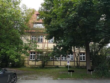 Schicke Wohnetage in den historischen Mauern der einstigen Kaplanei für Individualisten!