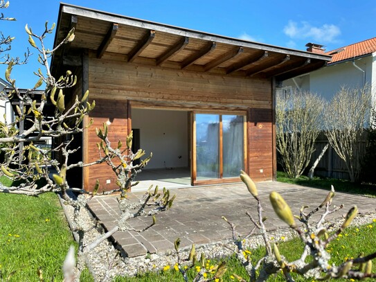 Bungalow in Holzbauweise mit einzigartigem Blick