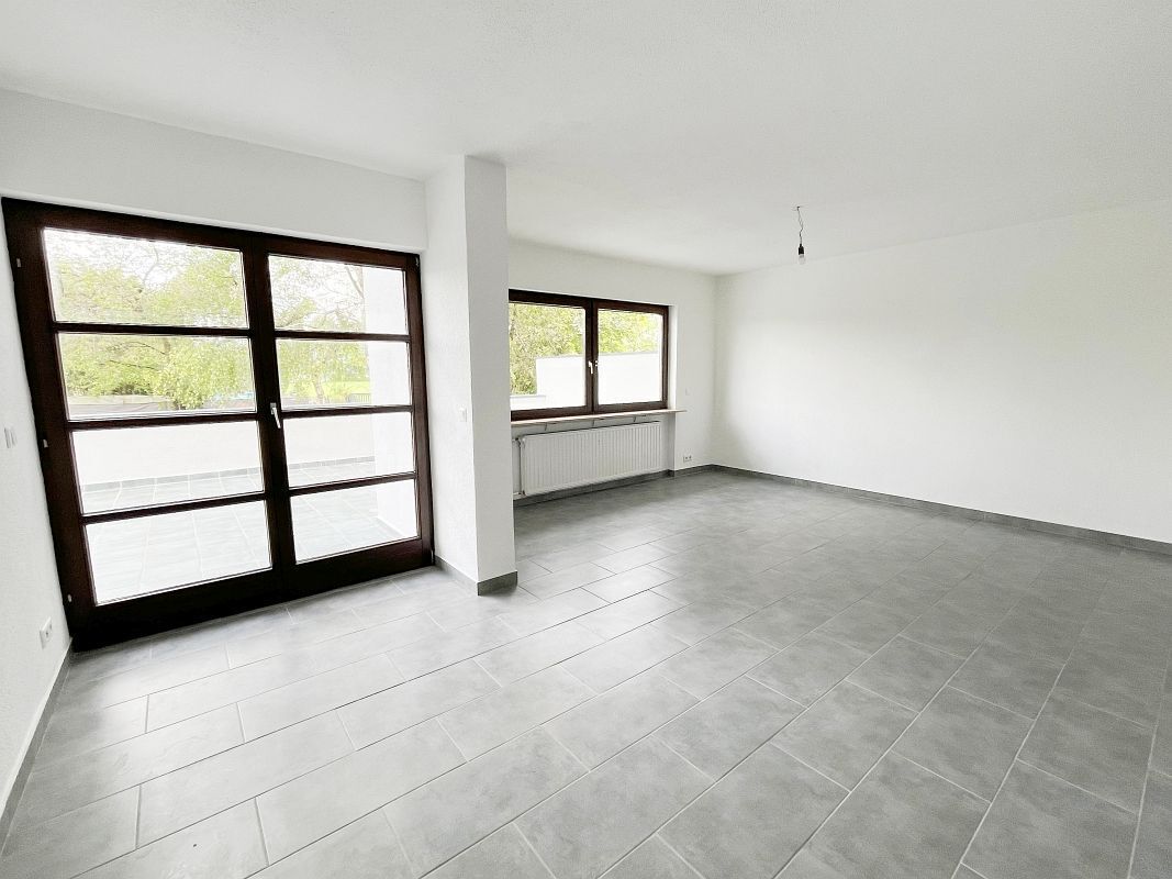 Attraktives Wohnhaus mit Einliegerwohnung für die große Familie – 64331 Weiterstadt-Schneppenhausen, 64331 Weiterstadt-Schneppenhausen – Vorschaubild 2