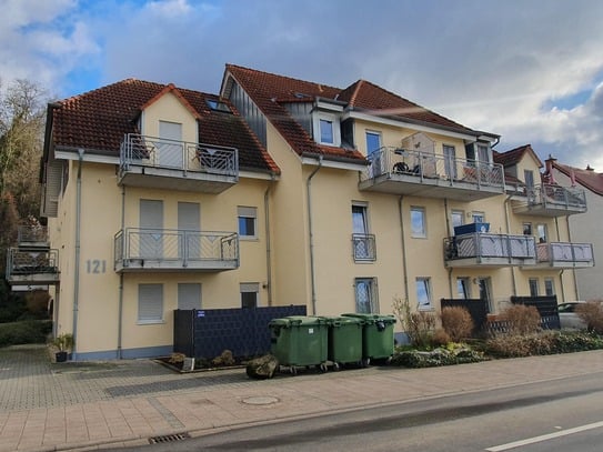 Rentabel und Schön? Passt das zusammen? Bildhübsche Wohnung mit großer Terrasse