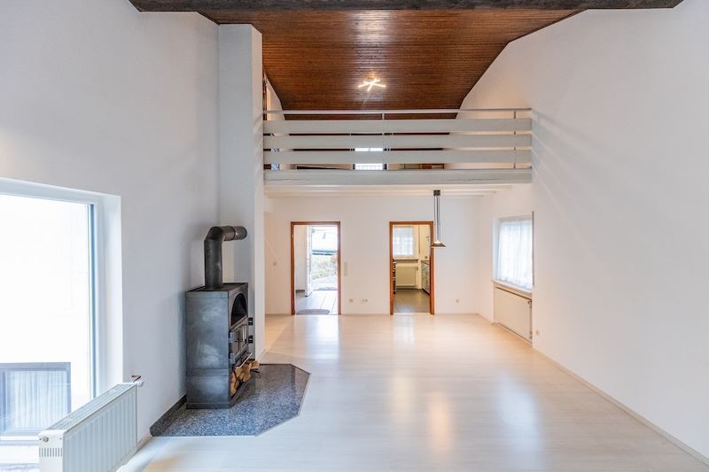 Jung & Kern Immobilien - Freistehendes Einfamilienhaus in ruhiger Sackgassenlage – 55270 Jugenheim in Rheinhessen, 55270 Jugenheim in Rheinhessen – Vorschaubild 3