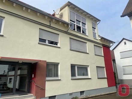 Praktische 3-ZKB Erdgeschosswohnung mit Balkon und PKW Stellplatz in Weinheim-Lützelsachsen