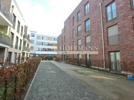 Neuwertige & offen gestaltete 2-Zimmer-Wohnung mit Carport-Stellplatz in Quickborn