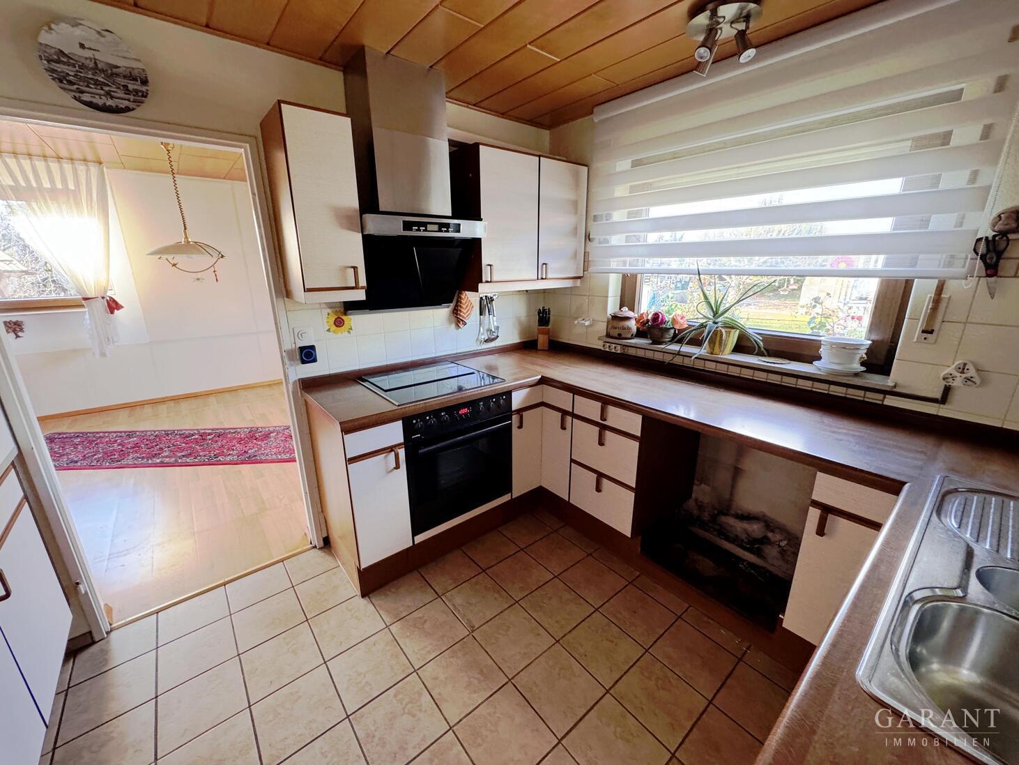 Raum für Familie & Zukunft - Haus mit Garten und drei Garagen – 74235 Erlenbach, 74235 Erlenbach – Vorschaubild 13