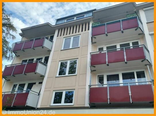 5 4 0,- für FREIE und NEU renovierte 4 2 qm Komfortwohnung mit BALKON + SUPER Küche + viel Licht