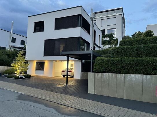 Technik trifft Stil - Weinheimer Bauhausvilla modernste Bauweise *Zuerst vermieten, dann einziehen*