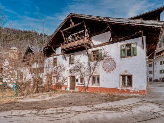 Liebhaber aufgepasst! Historisches Landhaus in Ötz zu verkaufen!