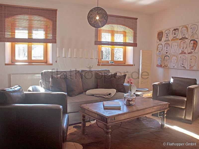                                                               Hochwertige 4-Zimmer-Wohnung im denkmalgesch&uuml;tzem Haus in Grassau bei Chiemsee                                                       in Grassau (Traunstein)