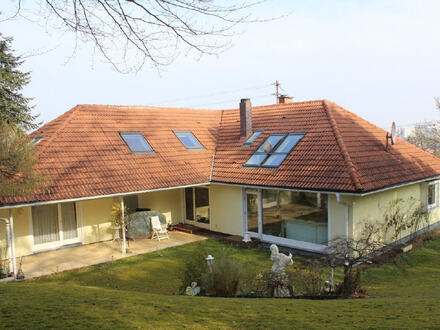 Hier wohnt man gerne! Wohnhaus in exclusiver Lage!