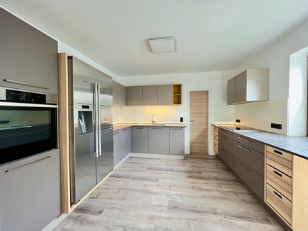 ***Großzügig wohnen und leben in Schwabmünchen!*** Liebevoll renoviertes Einfamilienhaus zu mieten!