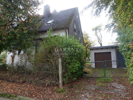 Einfamilienhaus mit großen Garten zum komplett sanieren