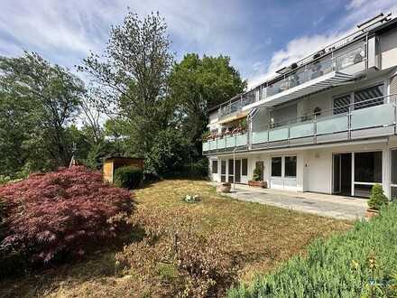 Einmalige Aussichtslage: Großzügige Gartenwohnung für Anspruchsvolle