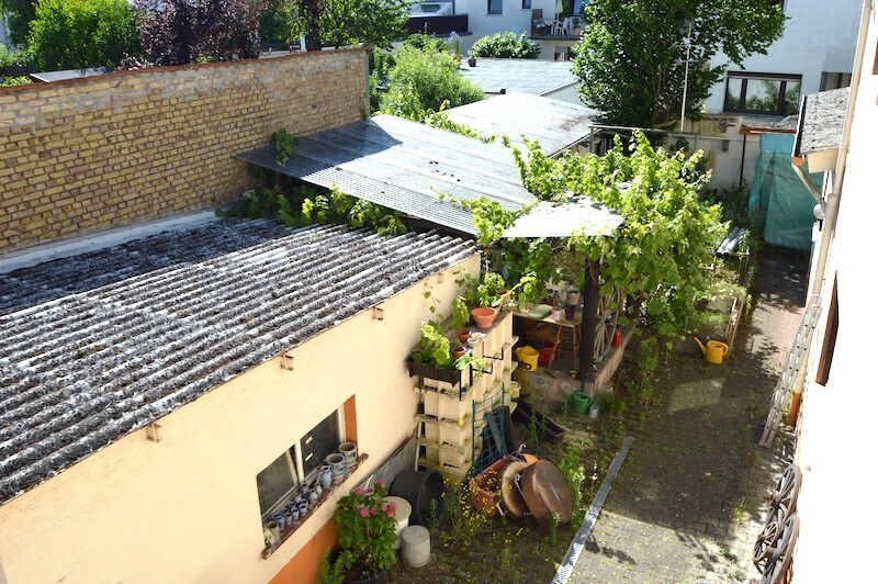 Falanga Immobilien - 1-2 Fam.Hs. mit vielfältigen Möglichkeiten & tollem Hof-/Gartenbereich in Bud. – 55257 Budenheim, 55257 Budenheim – Vorschaubild 2