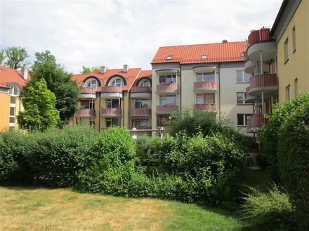 *Rosenheim: Chiemseestraße: Unweit des Stadt-Zentrums: seriös & sicher vermietete Immobilie zur Kapital-Anlage*