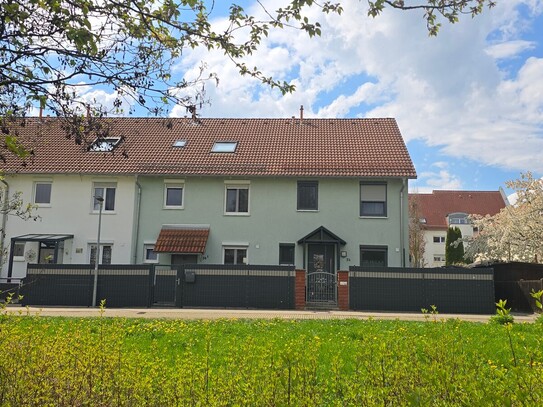 Modernes, großzügiges Reiheneckhaus für die Familie