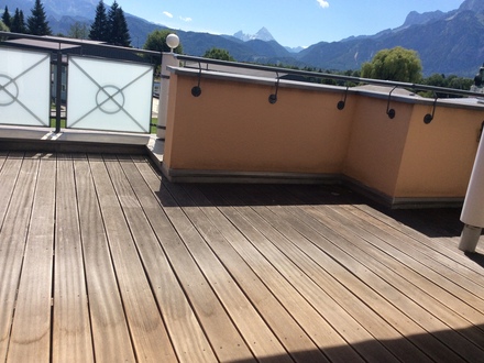 Exklusive Dachterrassenwohnung mit Bergblick