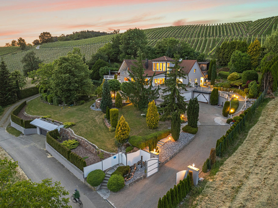 Markdorf - Familiendomizil der Extraklasse! Gigantisches Anwesen mit Bergblick...