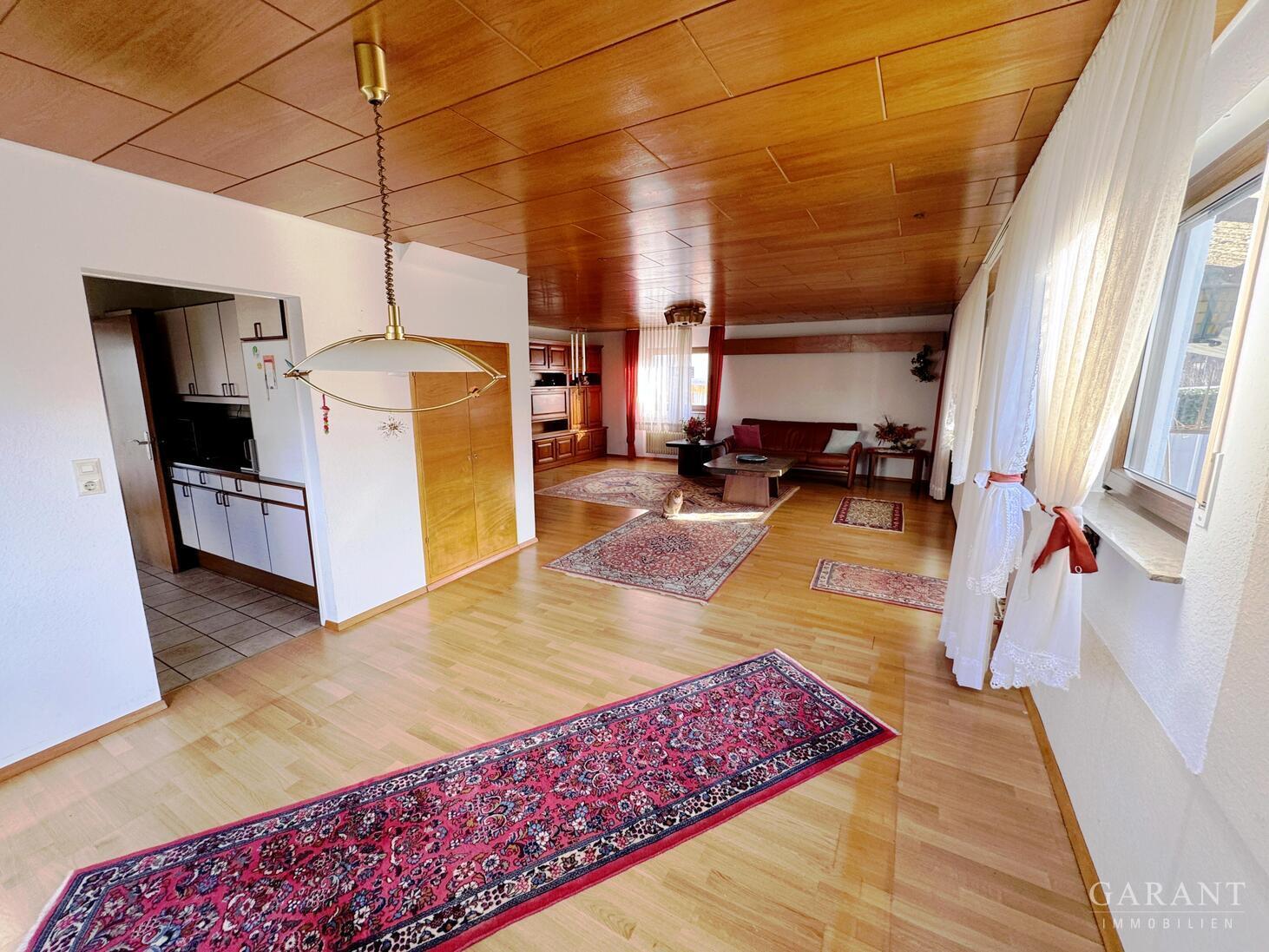 Raum für Familie & Zukunft - Haus mit Garten und drei Garagen – 74235 Erlenbach, 74235 Erlenbach – Vorschaubild 8