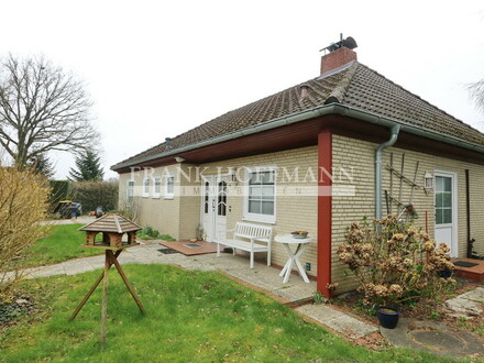 Modernisierungsbedürftiger Bungalow in Borstel-Hohenraden