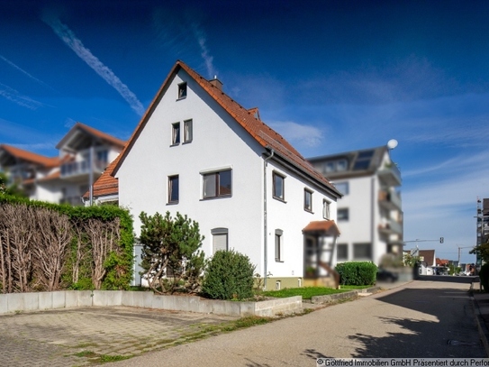 Großzügige Maisonette-Wohnung mit XXL-Südbalkon, inkl. Stellplatz im Zentrum von Laichingen