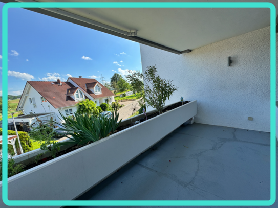 ++Modernisierte ETW mit XL Balkon in idyllischer Ortsrandlage..