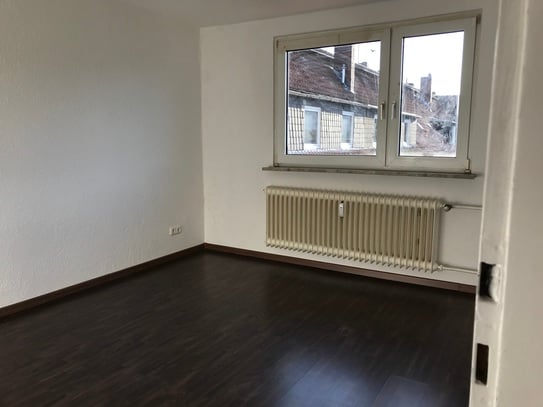 3-Zimmer Dachgeschosswohnung in ruhiger Lage