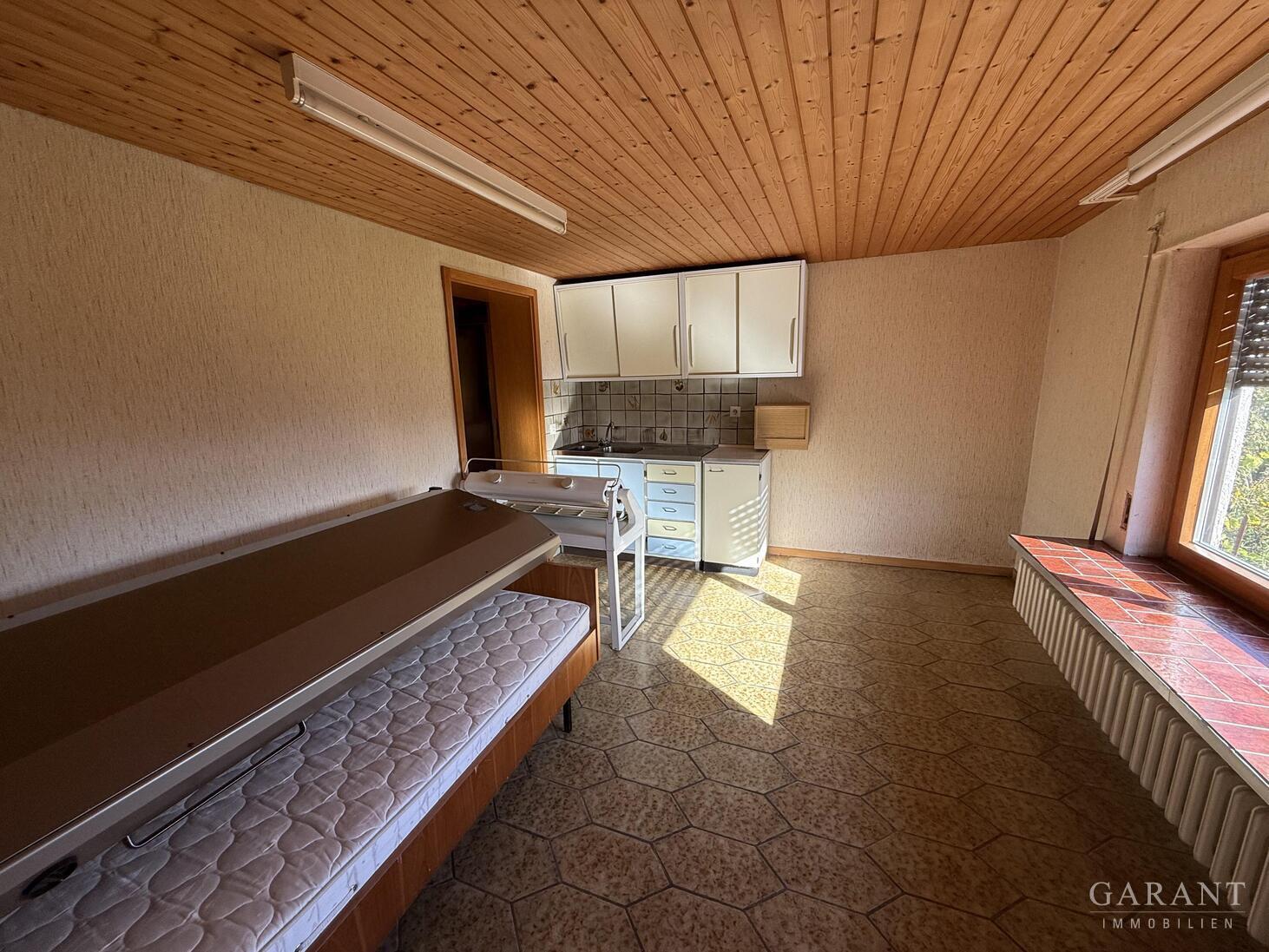 Ihr Zuhause im Grünen: Großes Grundstück, Ruhe & Weitblick in Tübingen-Pfrondorf! – 72074 Tübingen, 72074 Tübingen – Vorschaubild 18