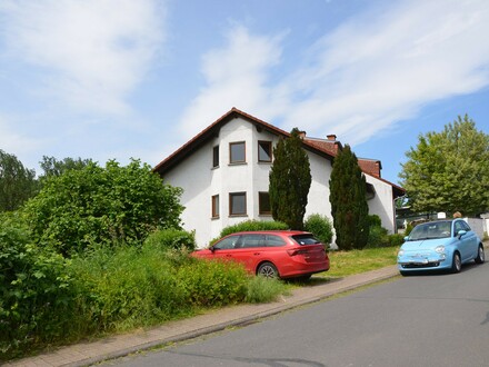 *HTR Immobilien GmbH* Doppelhaushälfte mit 2 Wohnungen und großem Garten, Südhanglage!