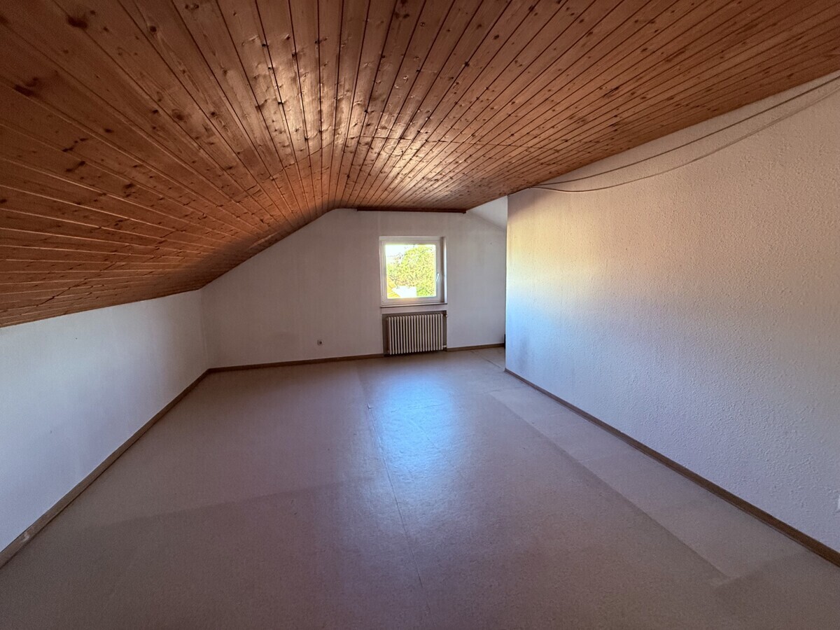 REIHENECKHAUS MIT GARTEN UND EINZELGARAGE – 74251 Lehrensteinsfeld, 74251 Lehrensteinsfeld – Vorschaubild 6