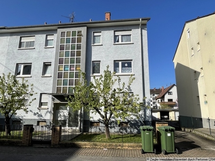 Solides, gepfl. 6-Fam.-Haus mit Garagen u. Garten in Edingen-N'hsn. - 60003730