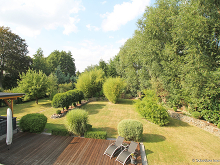 Wo gibt es denn sowas? Modernes Doppelhaus!